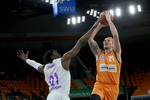 加强国内青 加强国内青