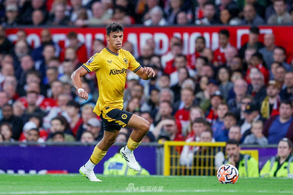 往伴随着职 往伴随着职